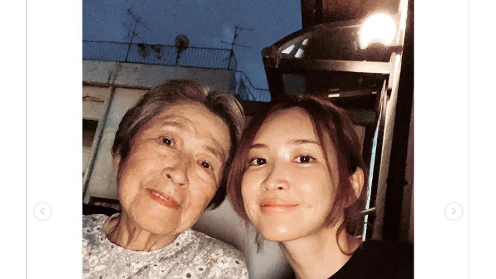 紗栄子、美人祖母と顔出しツーショットに「お綺麗なお婆ちゃま」「似