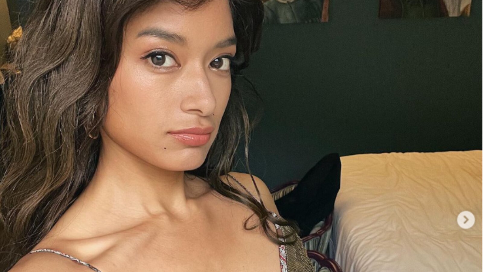 ローラ エロ い