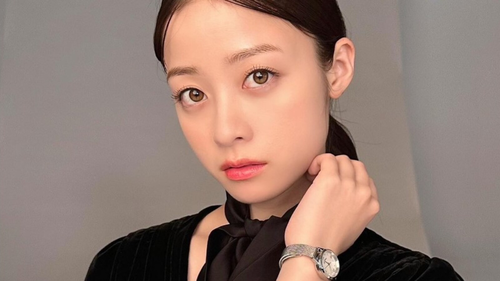 「肌がきれい」だと思う20代の女性芸能人ランキング！ 2位「橋本環奈」、1位は？ - All About ニュース