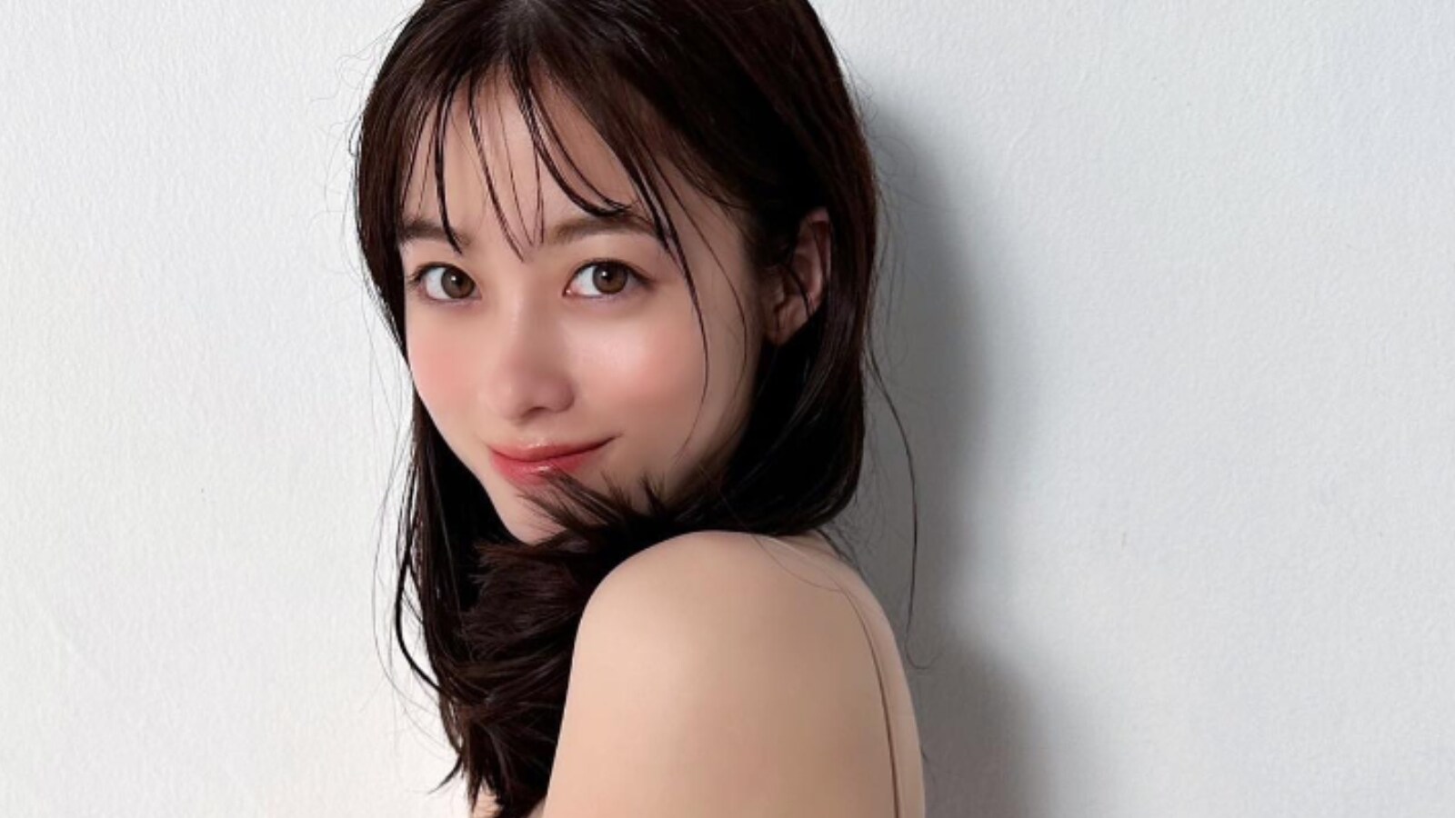 「髪が綺麗」だと思う20代の女性芸能人ランキング！ 1位「橋本環奈」、2位は？ - All About ニュース
