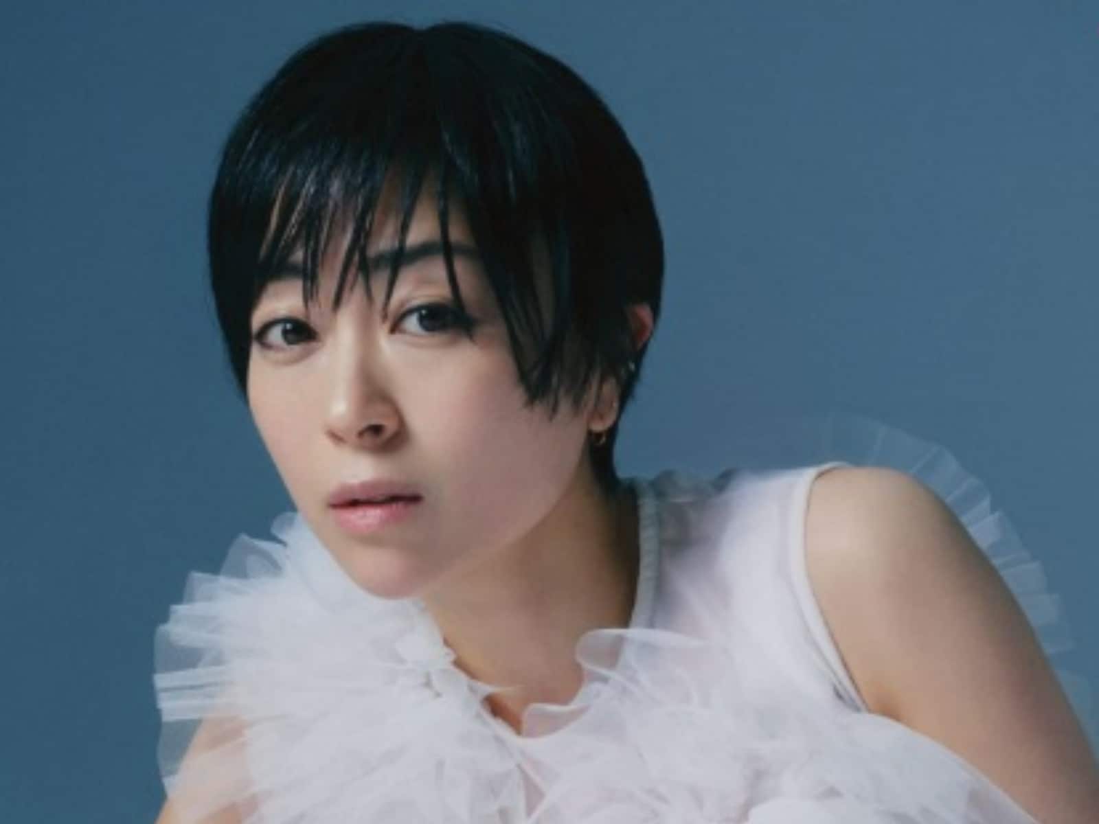 死ぬほど綺麗です」宇多田ヒカル、変わらない美しさのモデルショットに