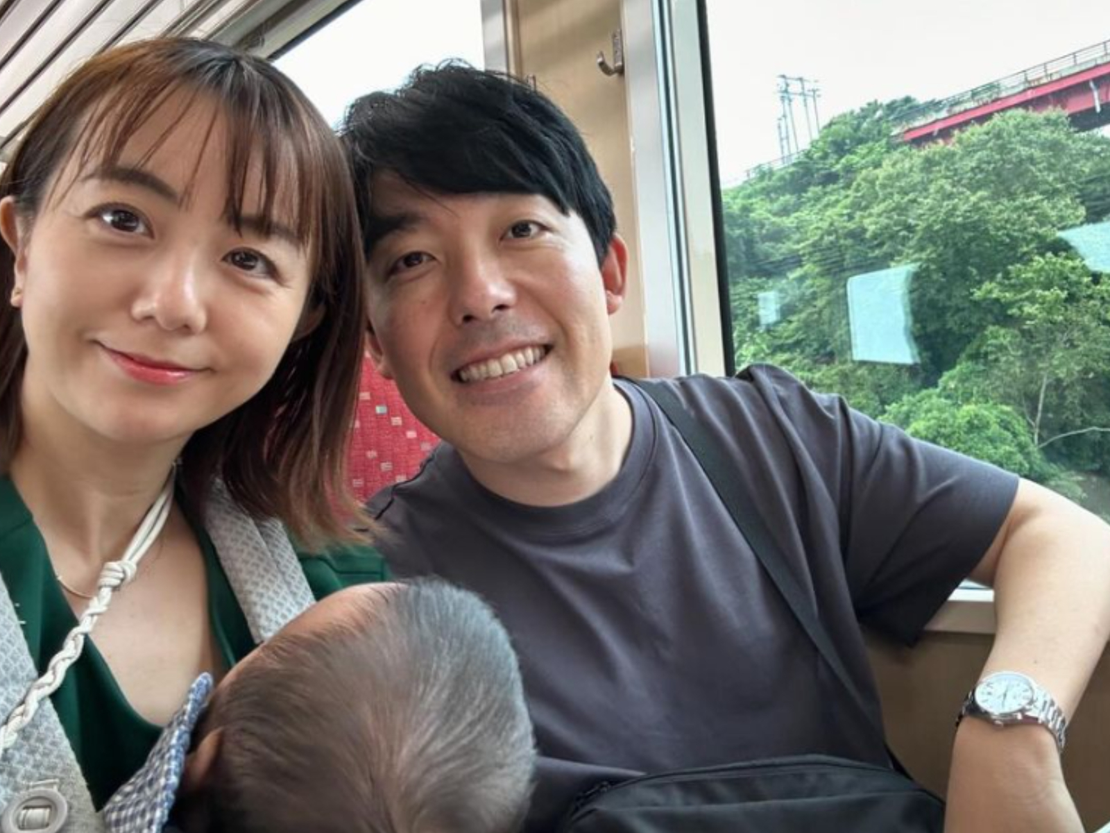 福田萌、夫・中田敦彦&子どもと日本の夏休み満喫の家族ショット! 「幸せ家族写真にこちらまでほっこり」 - All About ニュース