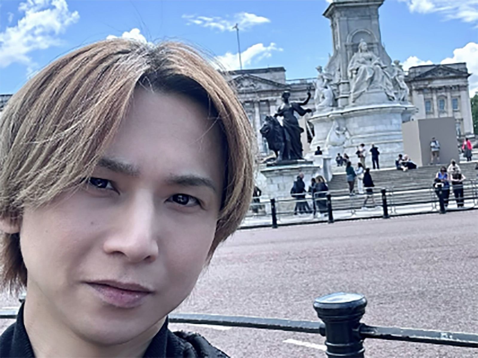 【STARTO社】ダンスがうまいと思う40,50代タレントランキング! 2位「堂本光一」を抑えた1位は? - All About ニュース