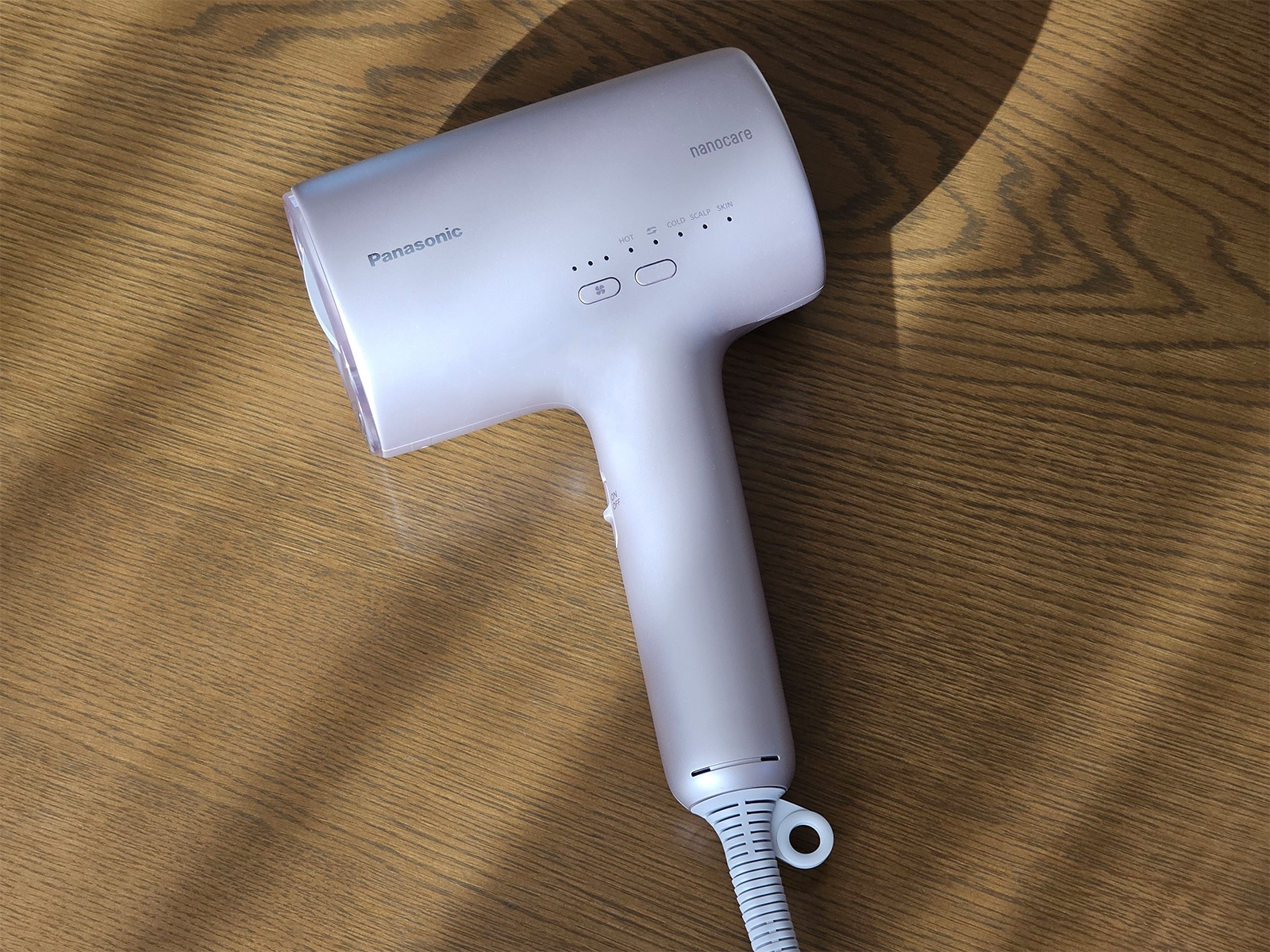 u*a様 早い者勝ち　Panasonic ヘアドライヤー Amazonで買ってよかった】かわいい見た目でしっかり高機能