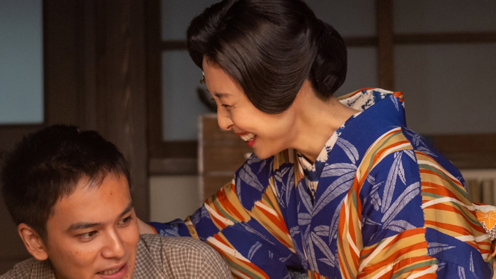 横顔が美しいと思う50代女性俳優ランキング！ 2位「松嶋菜々子」、僅差の1位は？(2/4) - All About ニュース