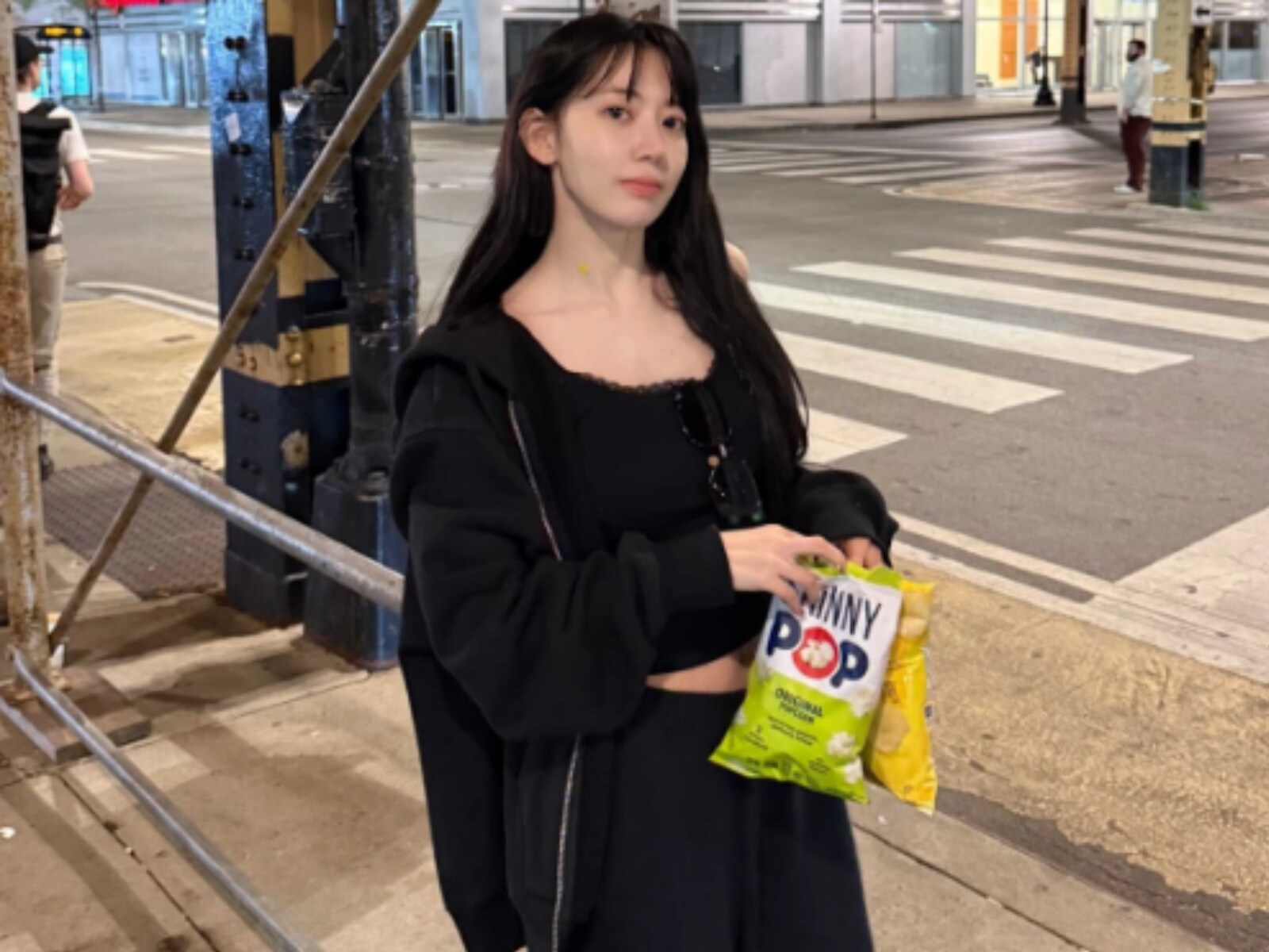 すっぴんさくちゃんが爆美女過ぎて」宮脇咲良、北米ツアーのオフ