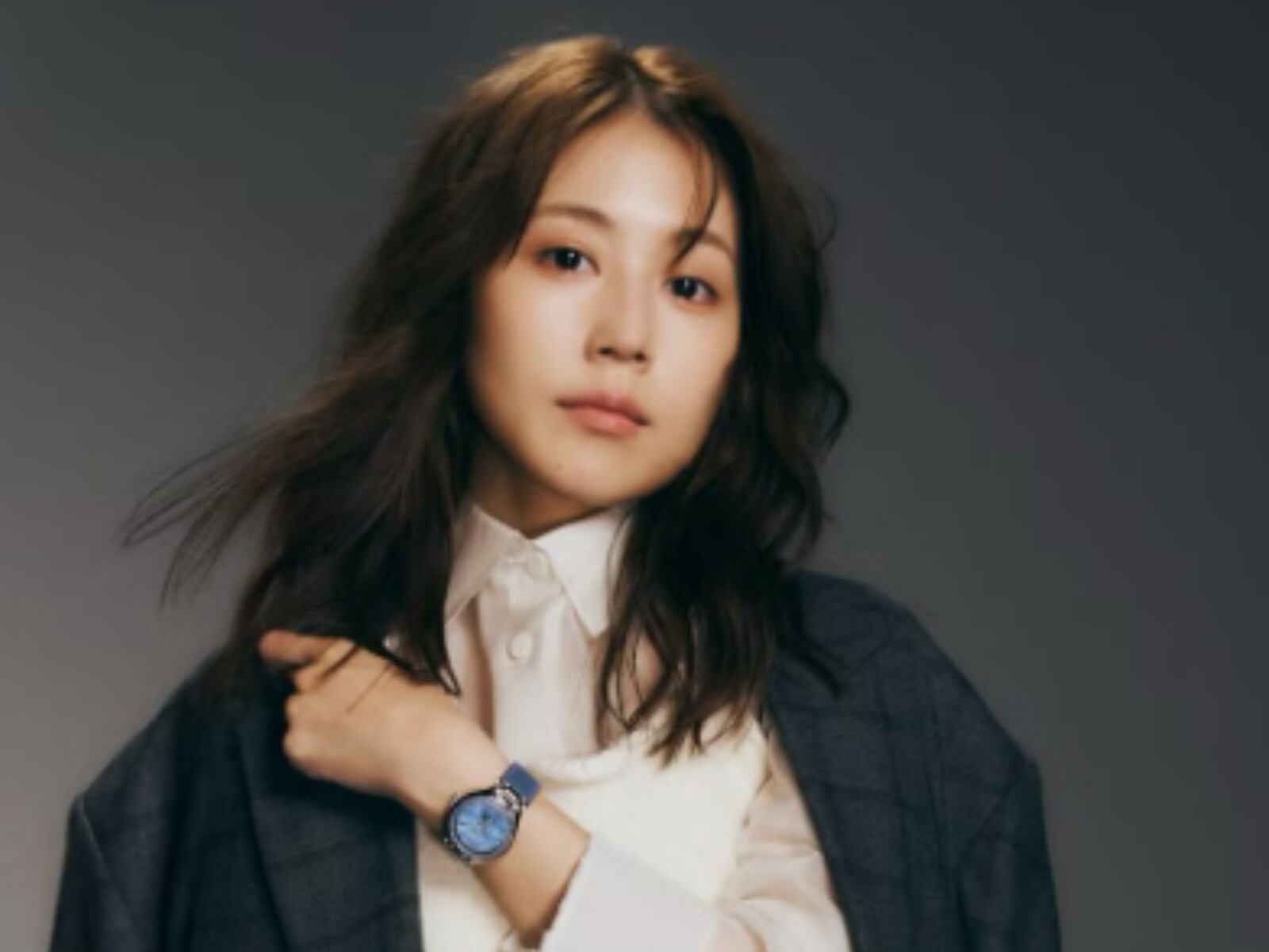 目がきゅるんきゅるん」有村架純、潤んだ瞳＆透明感あふれる肌に反響