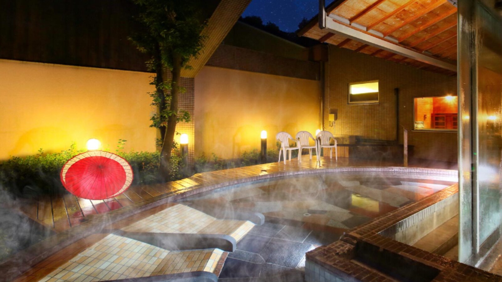 【千葉県の人気スーパー銭湯】「君津の森」は豊かな自然と創作バイキングを楽しむ施設。星空を仰ぐ露天風呂でリラックス