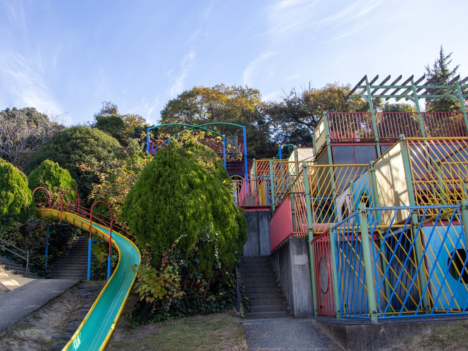 愛知県】すべて入場無料！ 東京ドーム5.7個分の大型公園、サボテン遊具