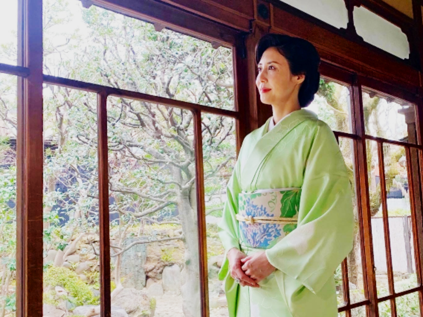 【女性限定】横顔が美しいと思う50代女性俳優ランキング! 2位「松嶋菜々子」を抑えた1位は? - All About ニュース