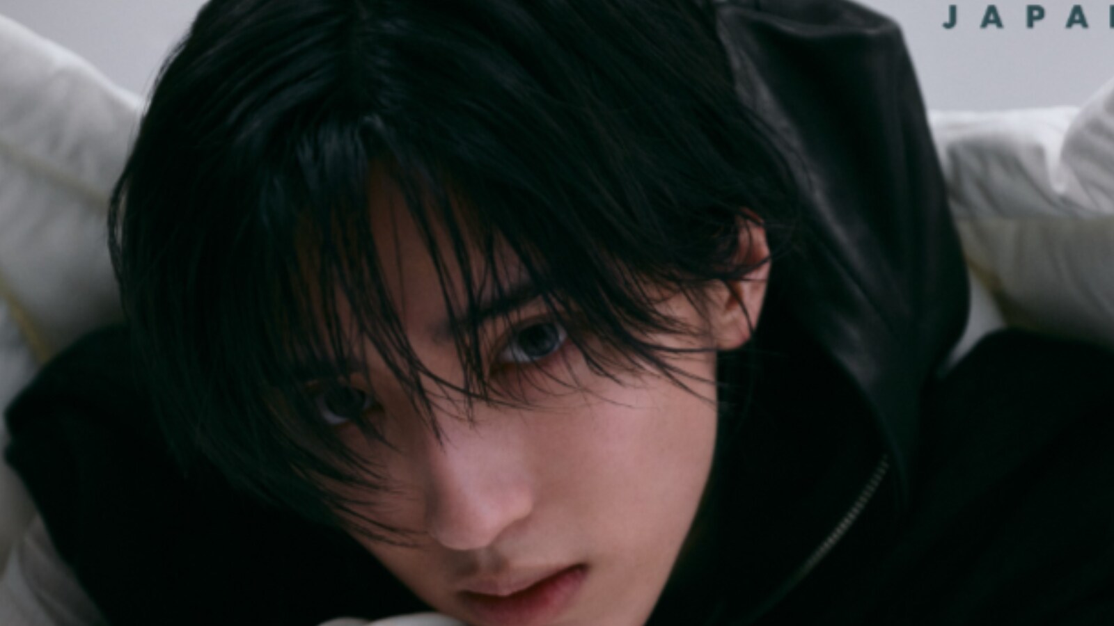 これはやばい」道枝駿佑、“4年ぶり”『NYLON JAPAN』表紙に降臨